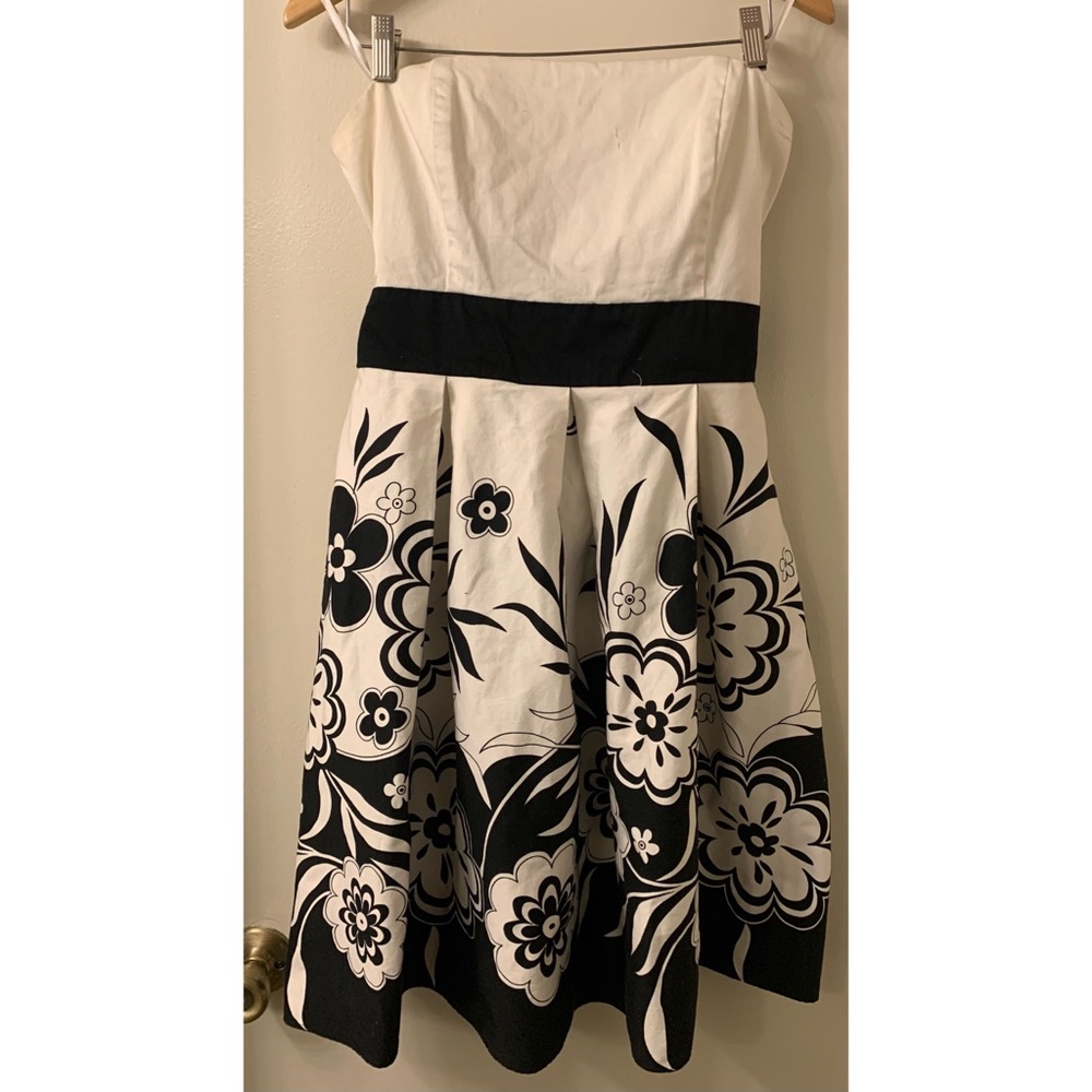 Strapless white and black midi dress